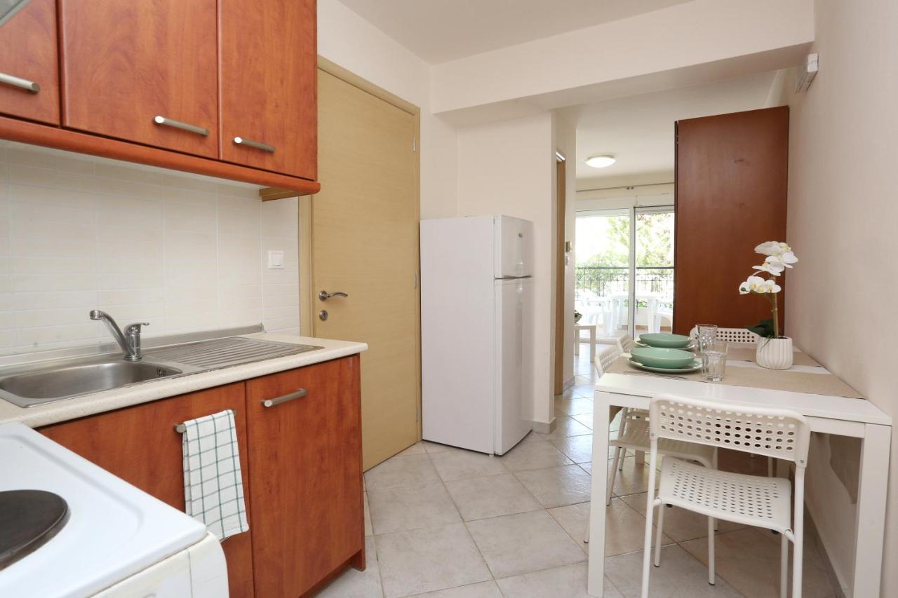 Palia Platia Apartments 佩科霍里 外观 照片