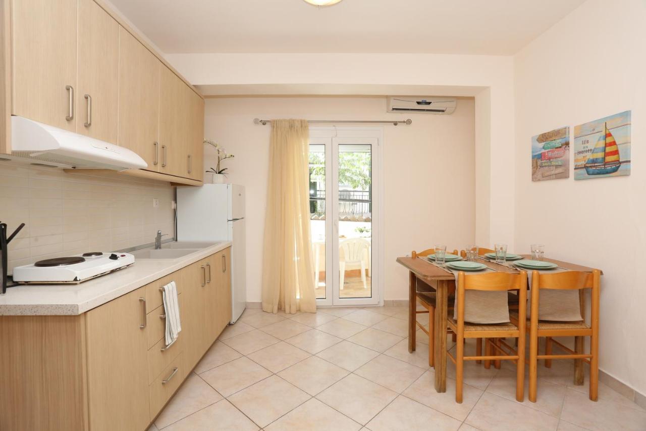 Palia Platia Apartments 佩科霍里 外观 照片