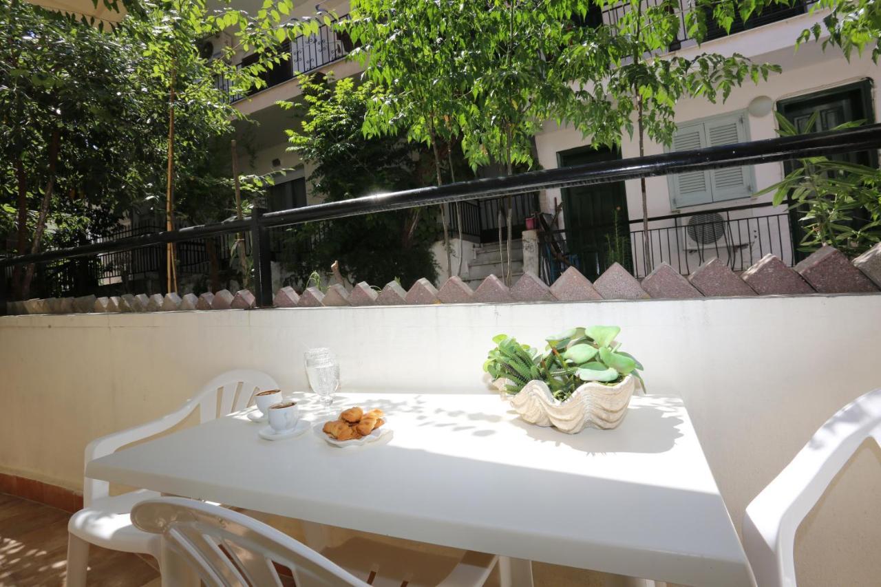 Palia Platia Apartments 佩科霍里 外观 照片