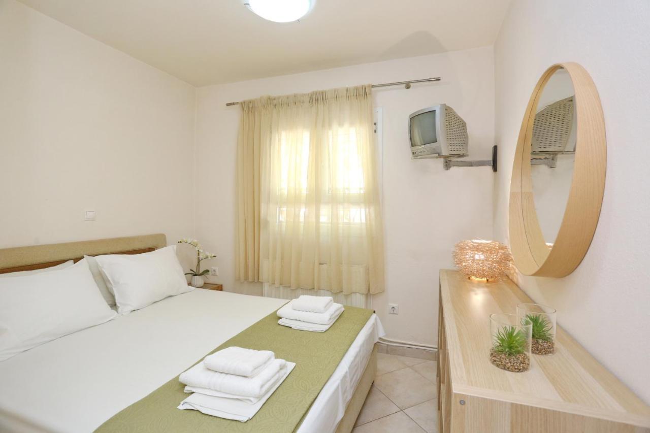 Palia Platia Apartments 佩科霍里 外观 照片